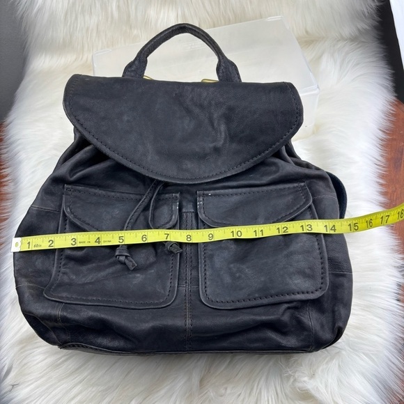 FOSSIL BLACK ALL LEATHER BACKPACK - Picture 9 of 9